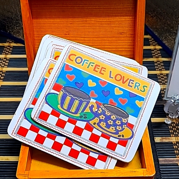 Guam Coaster Set - Picture 2 of 4